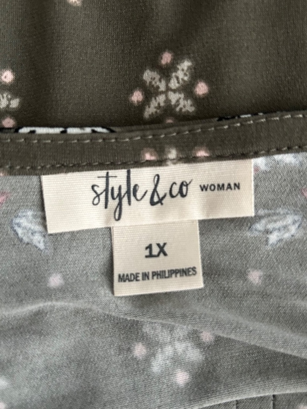 Style & Co Womens Gray Floral Pleated Jersey Top Flutter Sleeve Plus Size 1X EUC - Picture 9 of 10